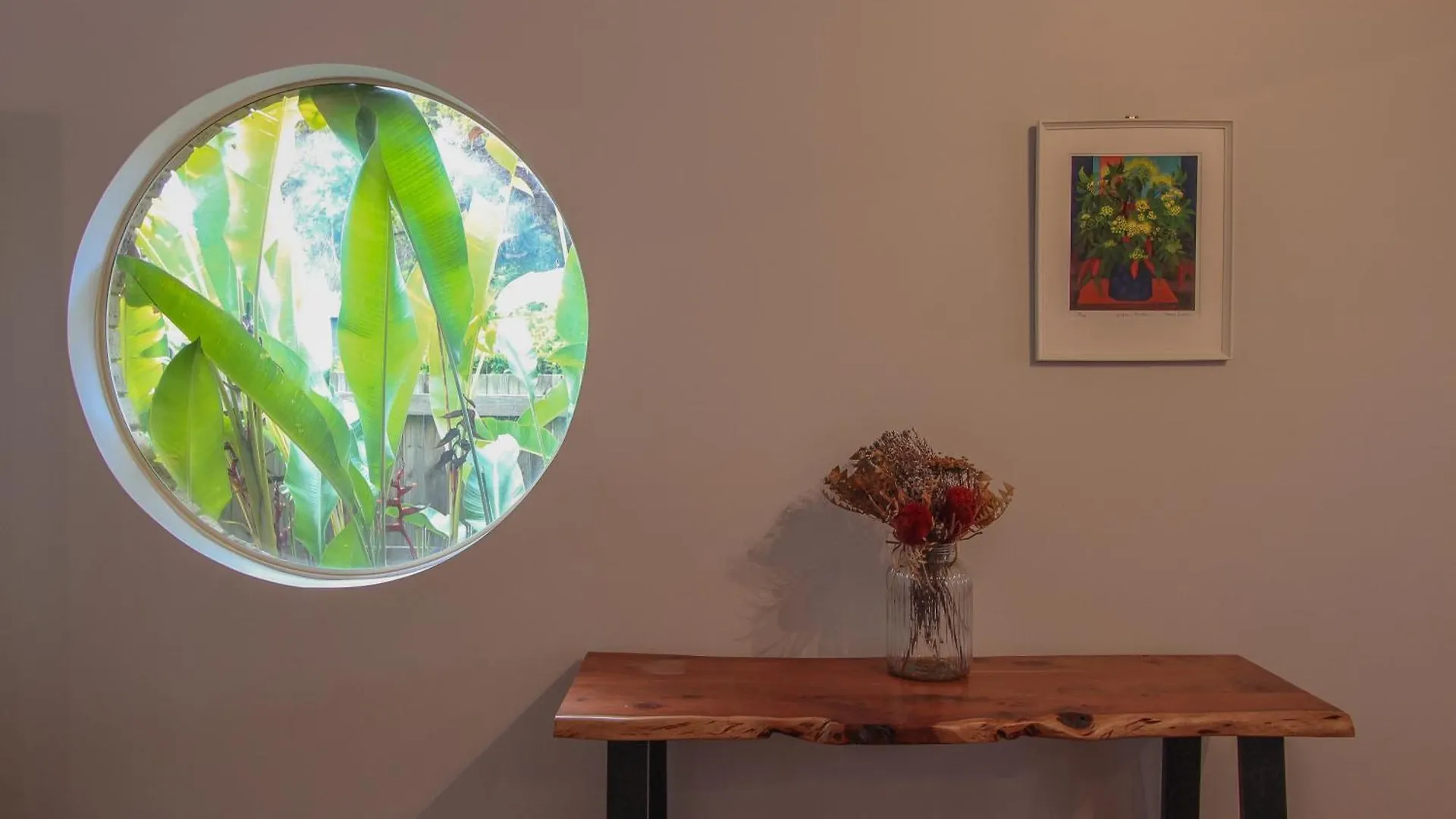 Leafy Retreat Townhouse Near Airport & City Brisbane
